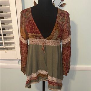 Elegant Patchwork V-Neck Blouse